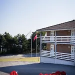 ホテル Friheden アリンエ